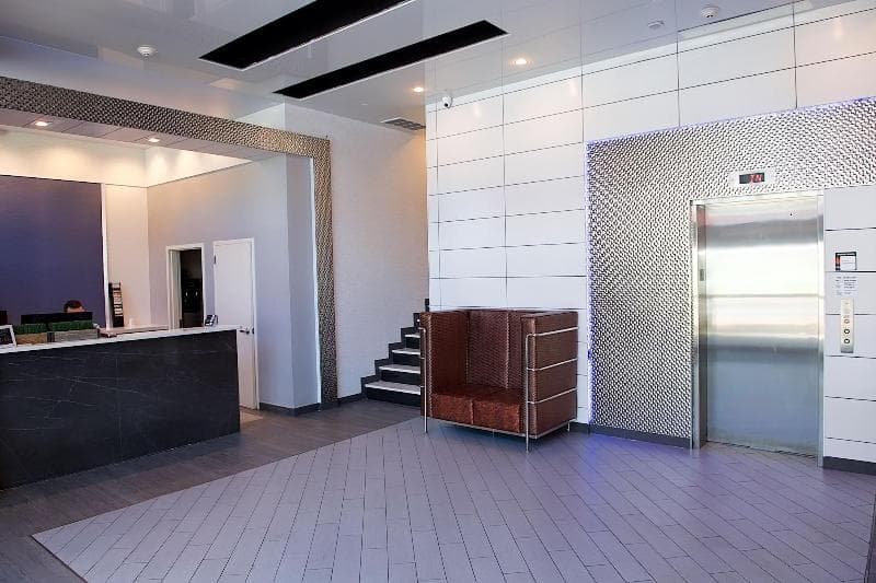 7 Days Hotel Bronx 4