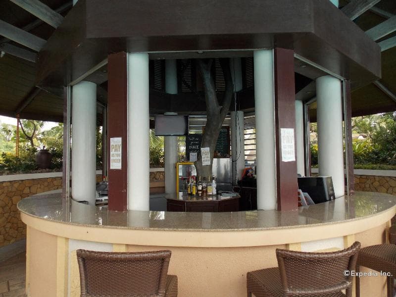 Bearland Paradise Resort main