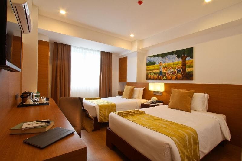 The Harvest Hotel 5