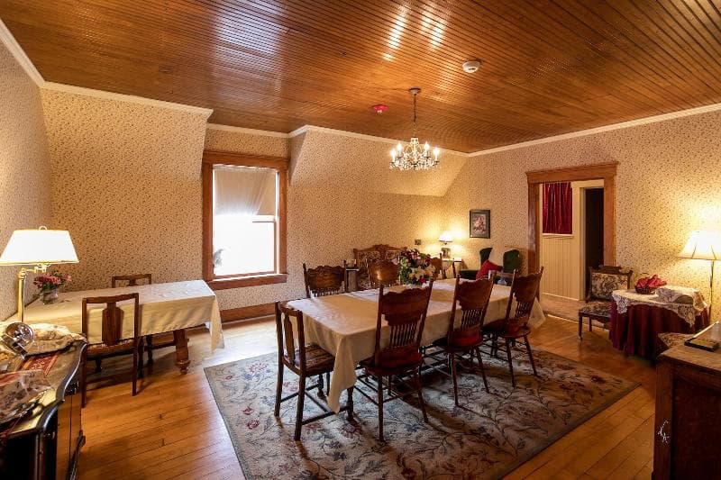 Mccloud River Inn 3