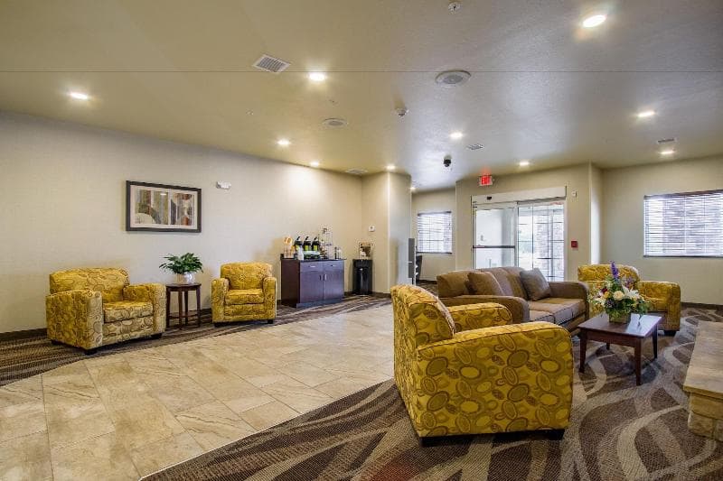 Cobblestone Hotel And Suites Orrville 2