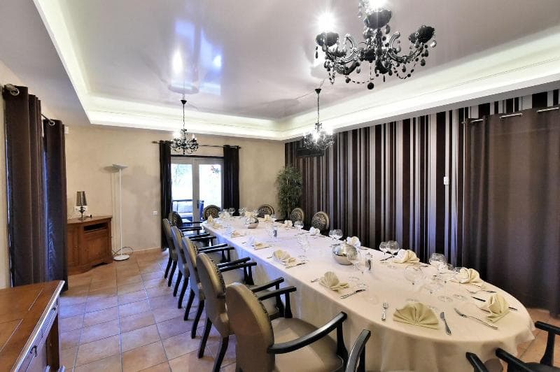 Hotel Restaurant Le Domaine Des Oliviers main