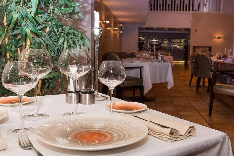 Hotel Restaurant Le Domaine Des Oliviers 4