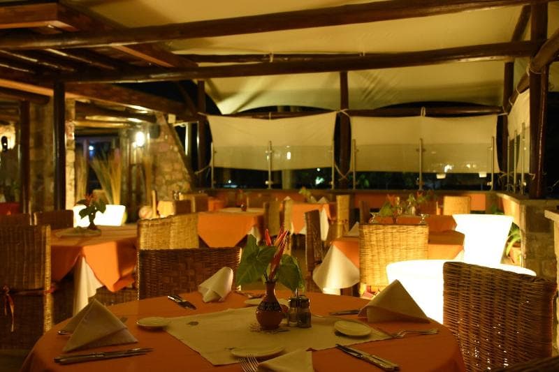 Hotel Club Du Lac Tanganyika 3