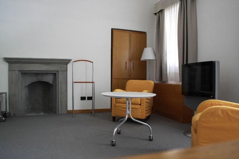 Hotel Cavour Et Des Officiers 5