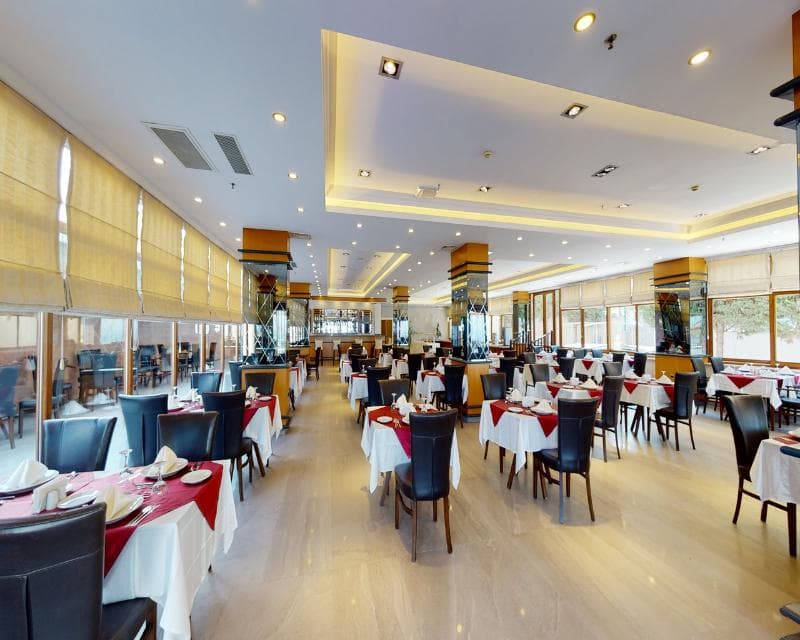 Double Royal Hotel 2