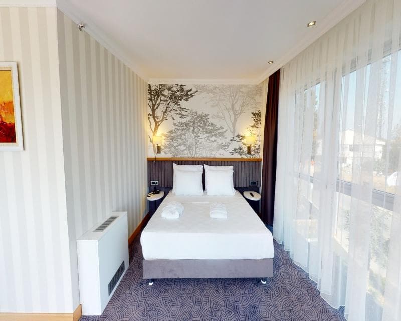 Double Royal Hotel 5