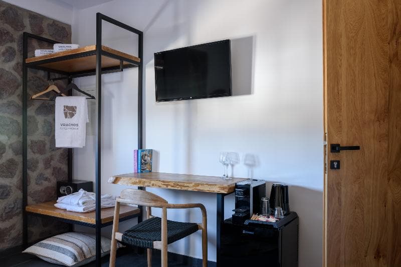 Vrachos Suites Mykonos 4