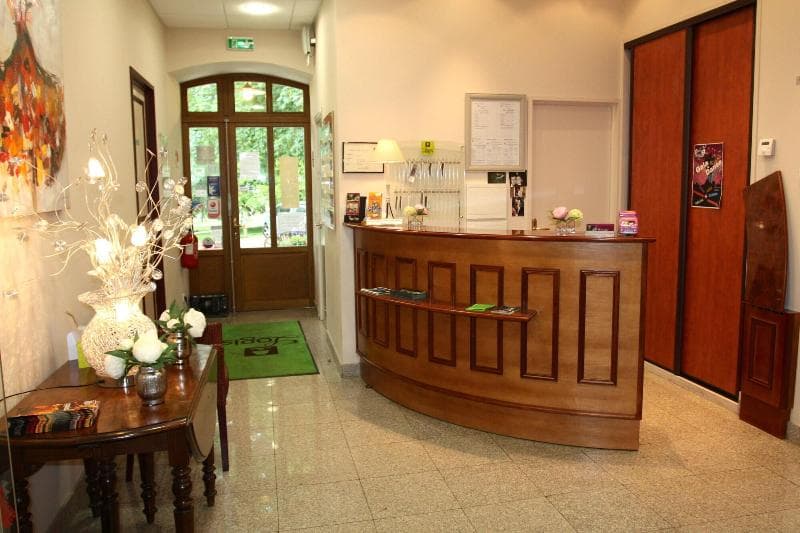 Logis Hôtel Du Parc 5