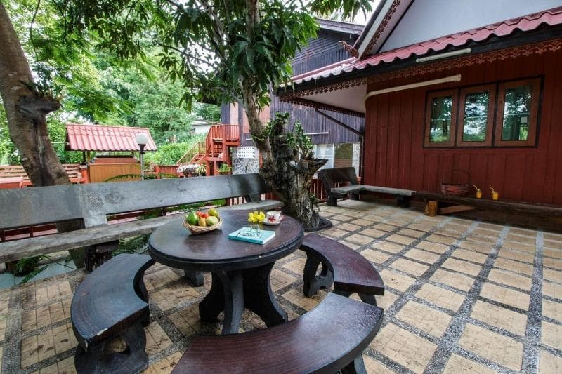 Mitkhoonyoum Hotel 5