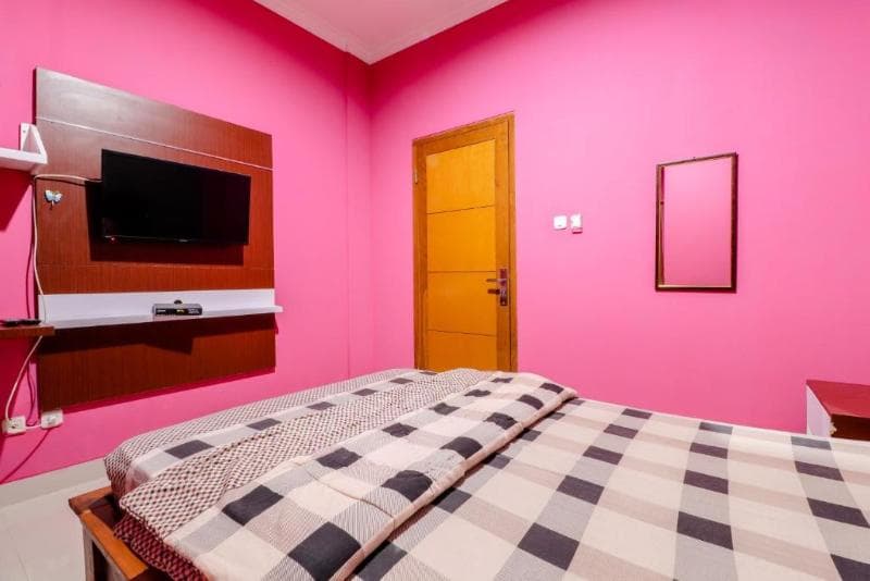 Khatarina Female Residence (Adults Only) 3