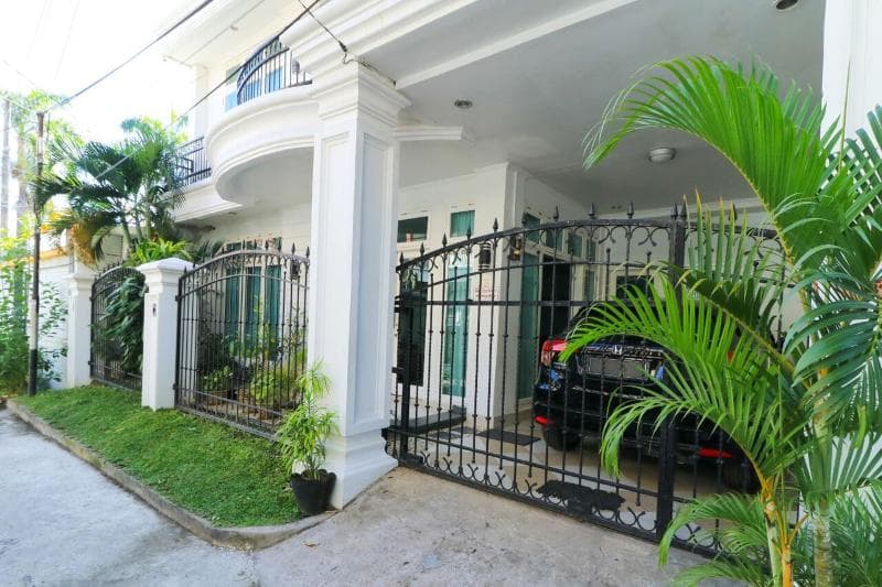 Ge Jacmart Homestay Makassar By Zuzu main