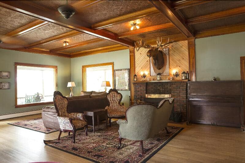The Long View Lodge 4