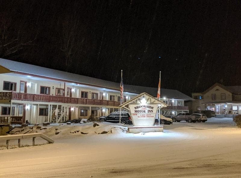 Brookside Motor Inn photo 1