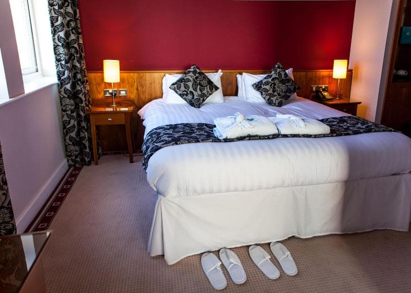 The New Admiralty Hotel 5