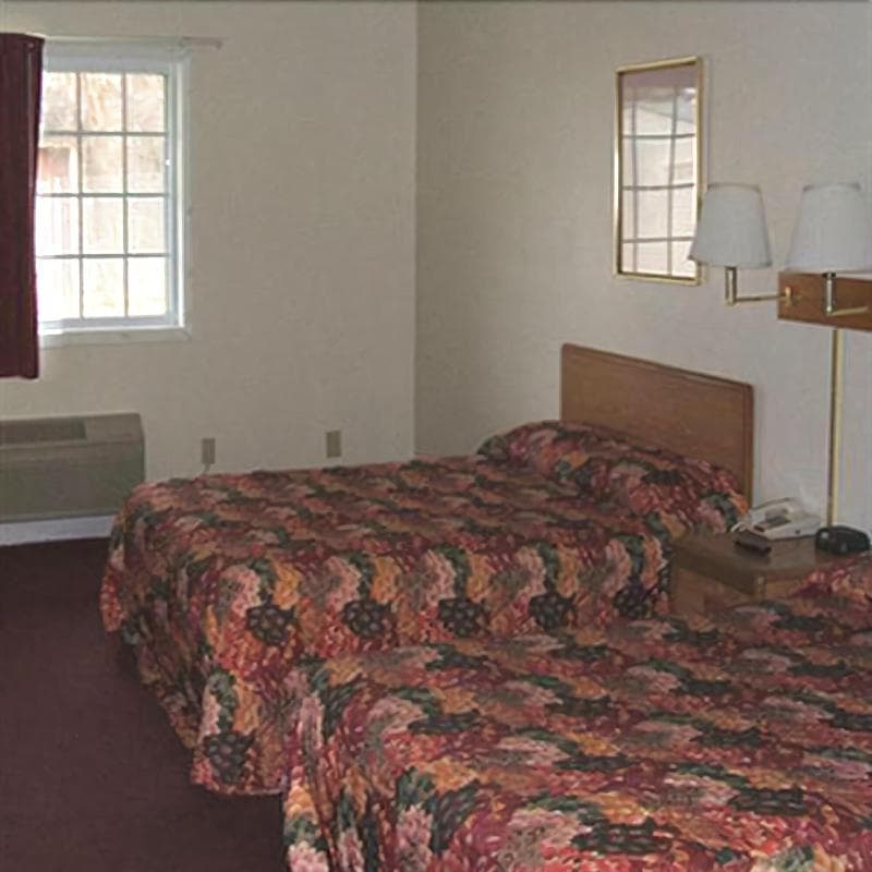 Travelers Inn 5
