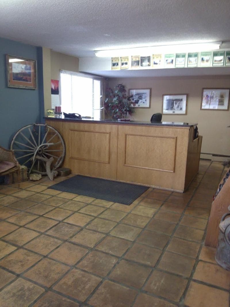 High Chaparral Inn 5