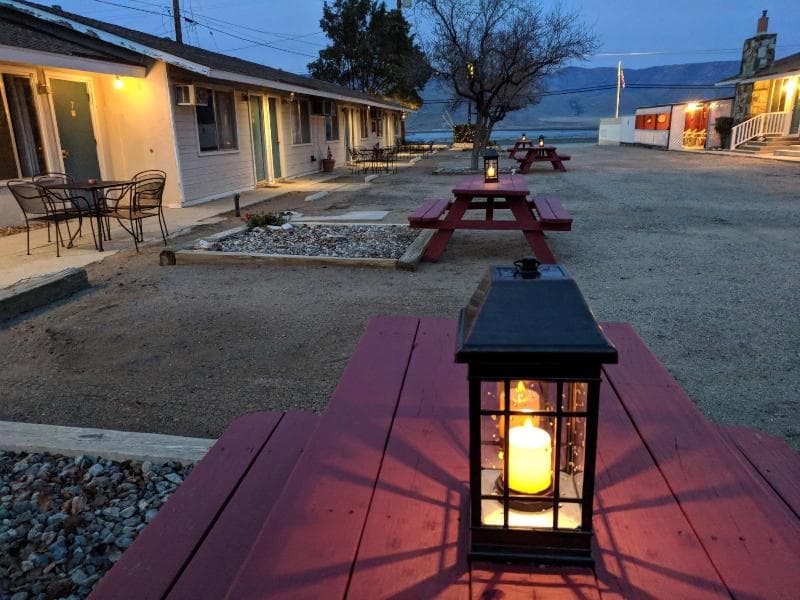 Lakeview Motel 3