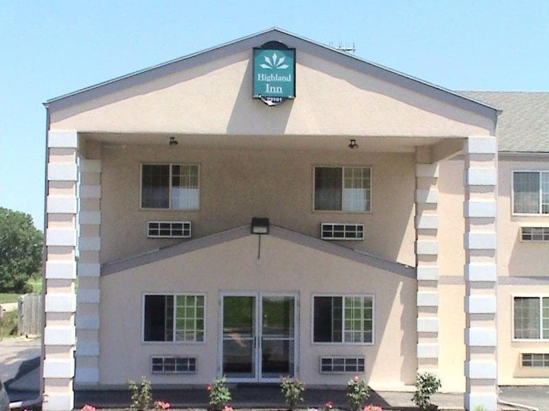 Highland Inn 3