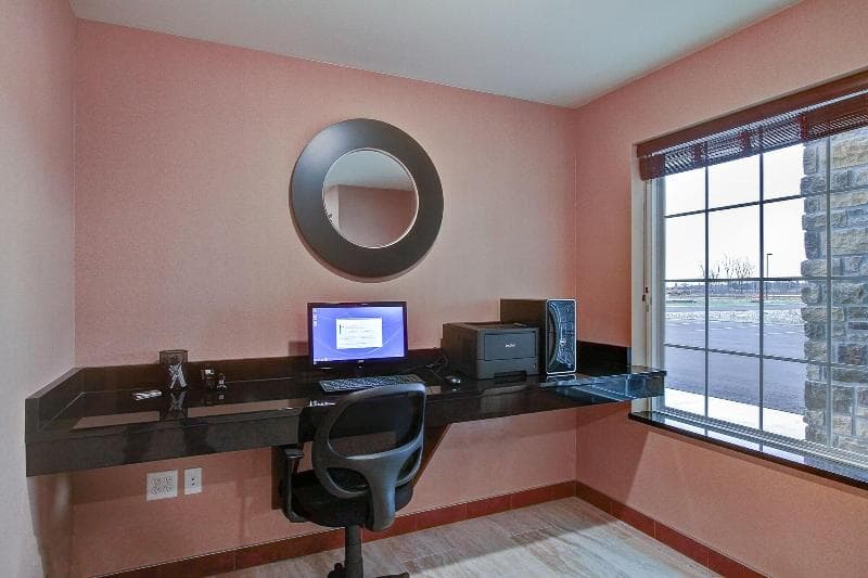 Cobblestone Hotel & Suites - Pulaski main