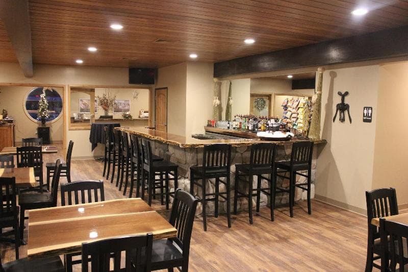 Rivertown Inn main