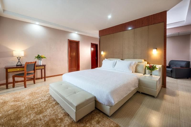 The Farmington Hotel 5