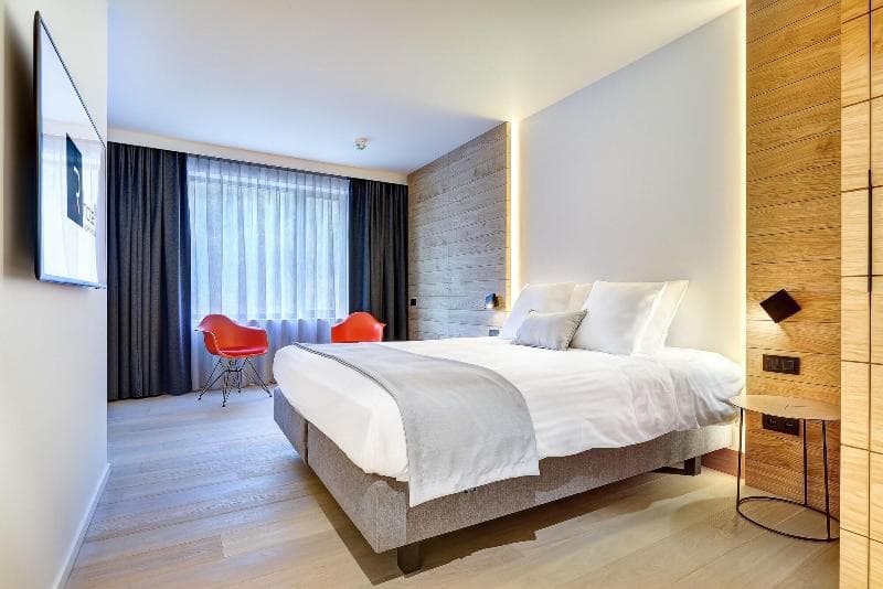 R Hotel 5