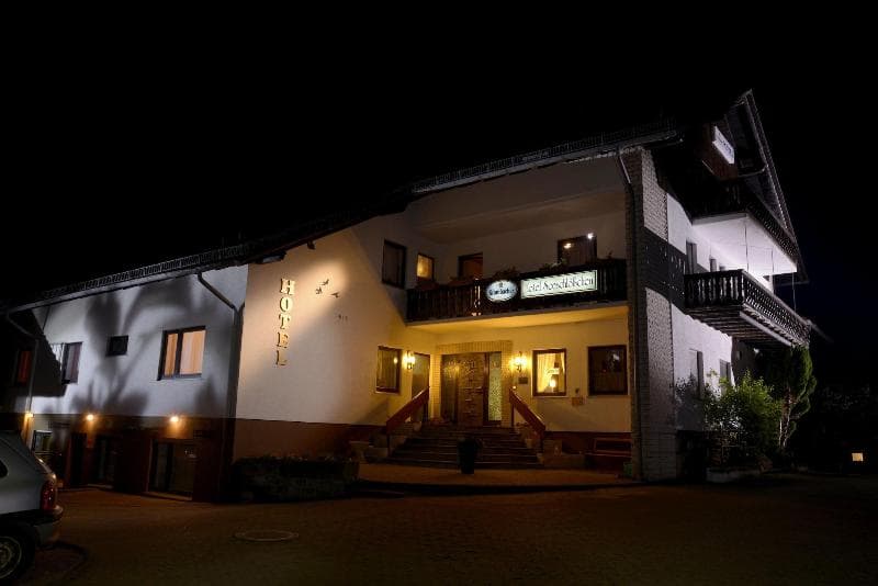 Garni Hotel & Ferienwohnungen Seeschlößchen 4