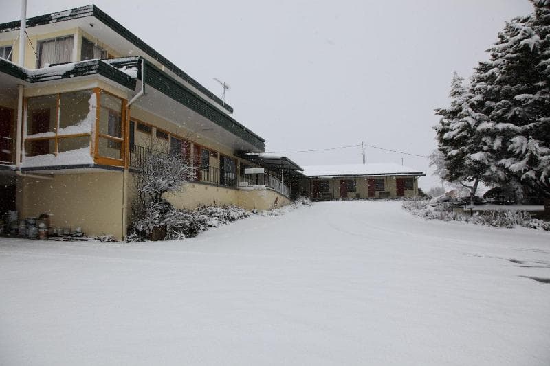 Titania Motel 5