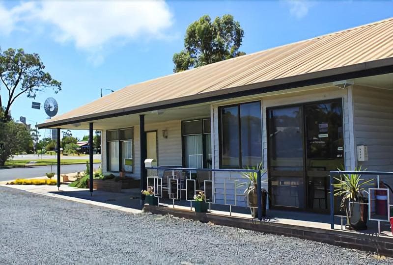 Kaniva Midway Motel 3