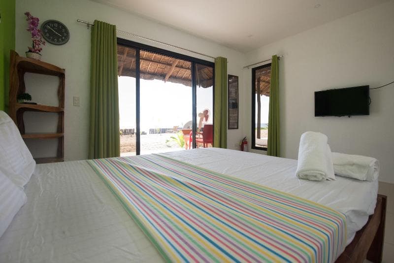 Footprints Beach Resort photo 1