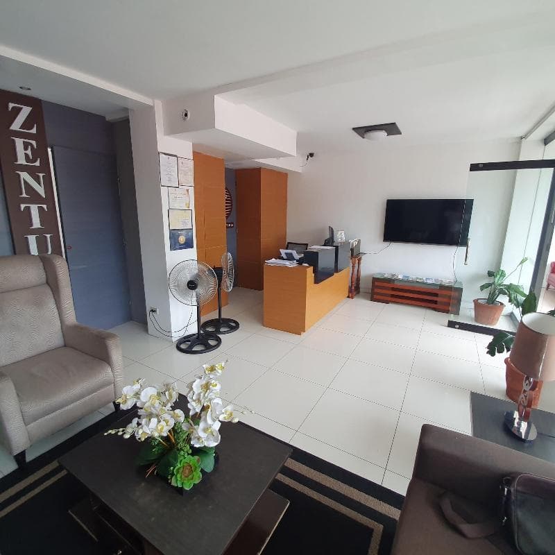 Hotel Zenturia 4