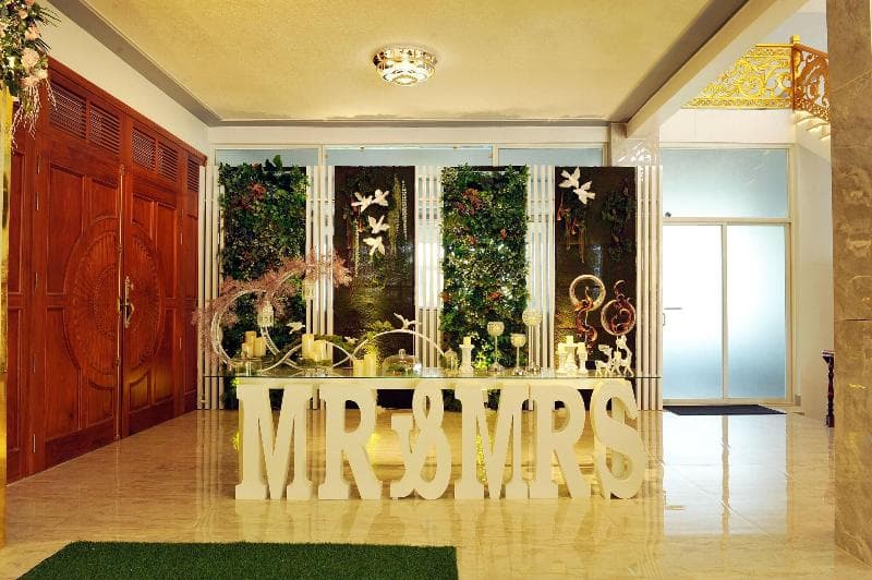 Tam Chau Luxury Hotel 4