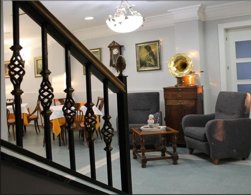Hostal Restaurante Carolina 5
