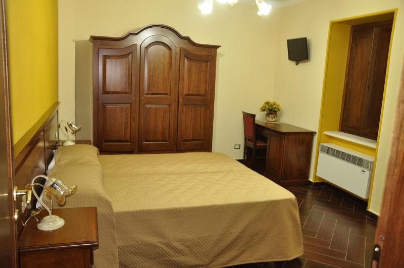 Borgo Patierno Agristor Country House 3
