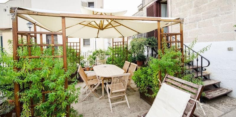 Iris Bed and Breakfast 4