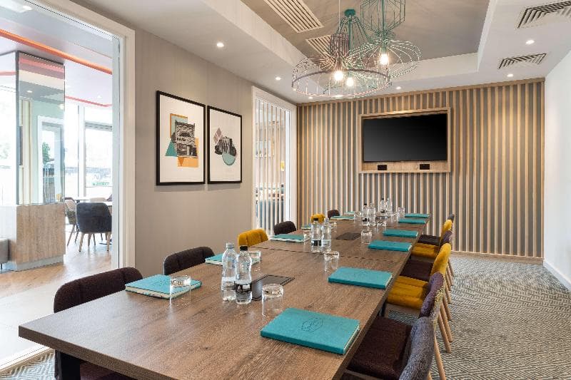Hampton By Hilton London Ealing photo 1