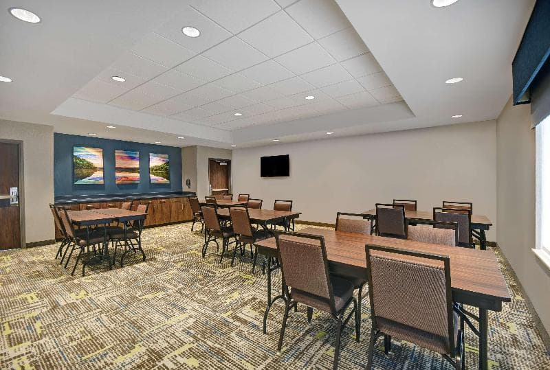 Hampton Inn Cave City, KY photo 1
