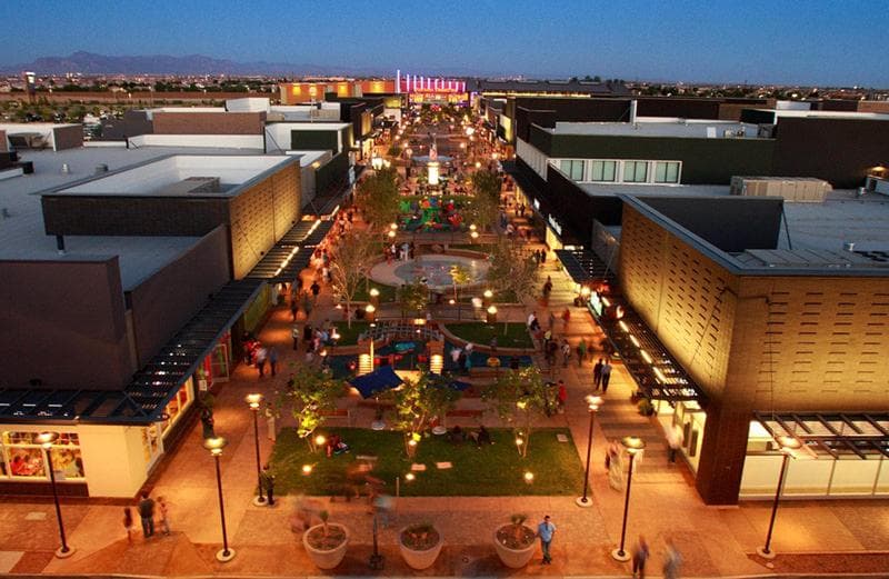 Holiday Inn Express & Suites Gilbert - Mesa Gateway Airport 4