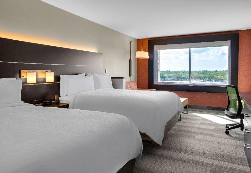 Holiday Inn Express & Suites Sanford main