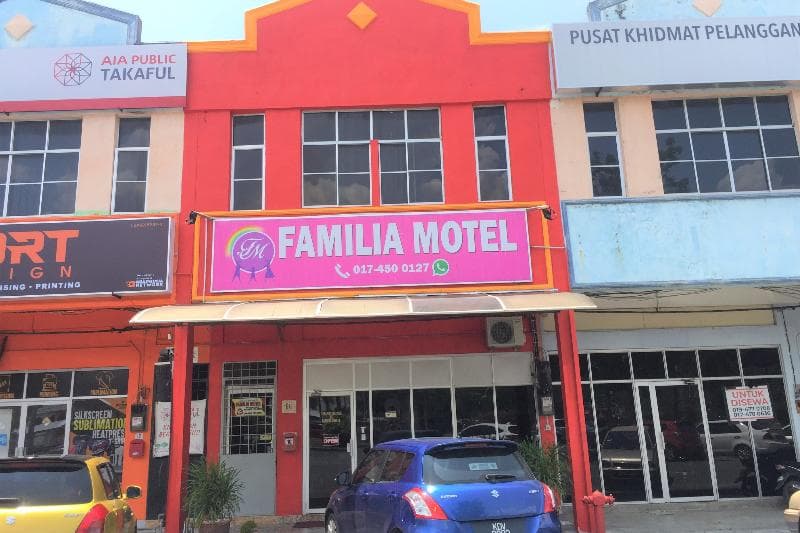Oyo 89982 Familia Motel 3