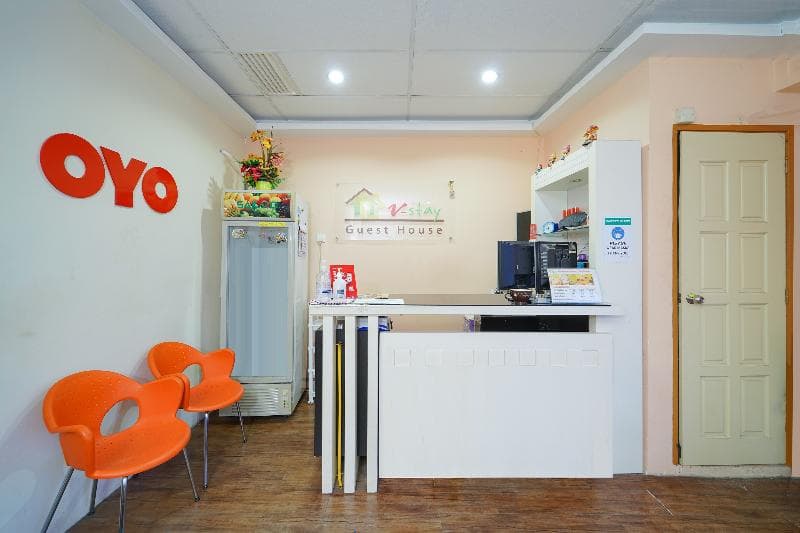 Oyo 89881 V Stay Guesthouse 5