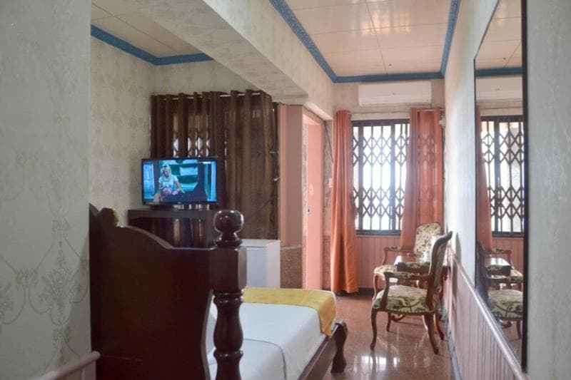 Oyo 738 Maganda Hotel main