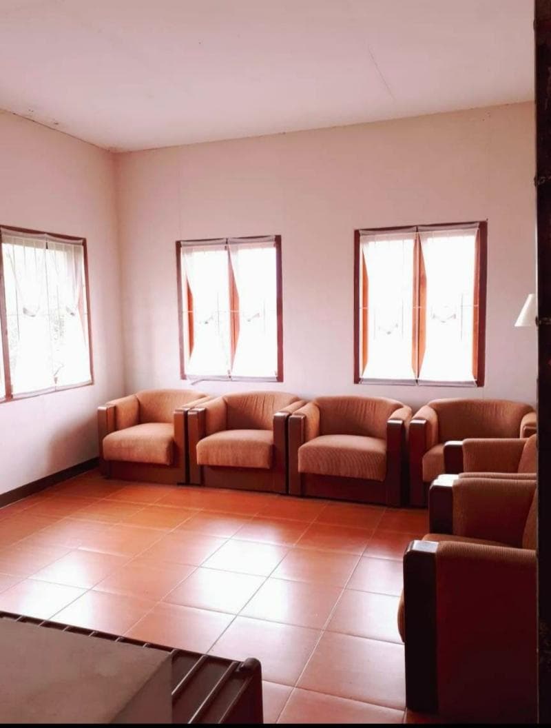 Villa Orange Lembang Pengkolan By Zuzu 5