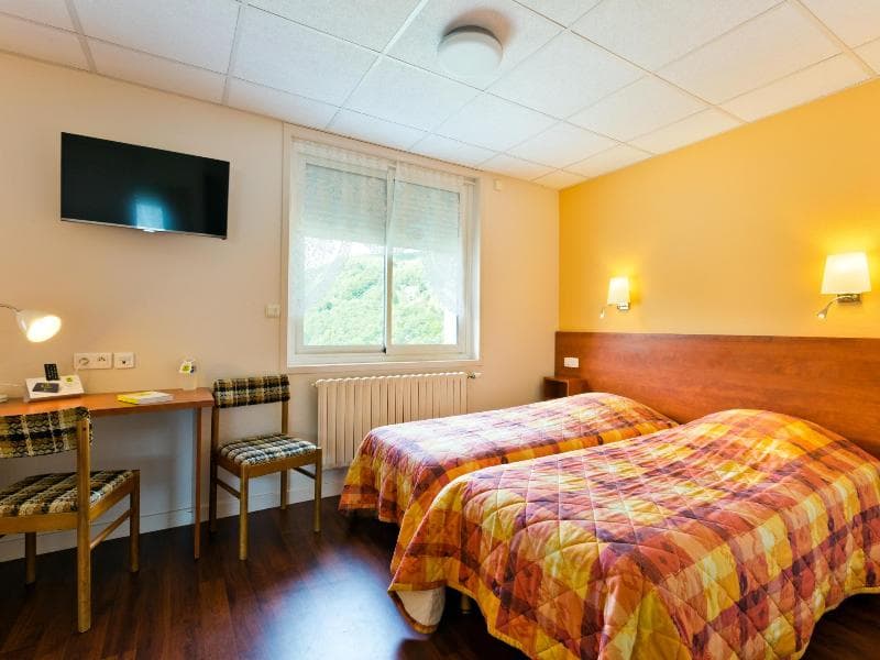 Logis Hotel Belle Vue 2