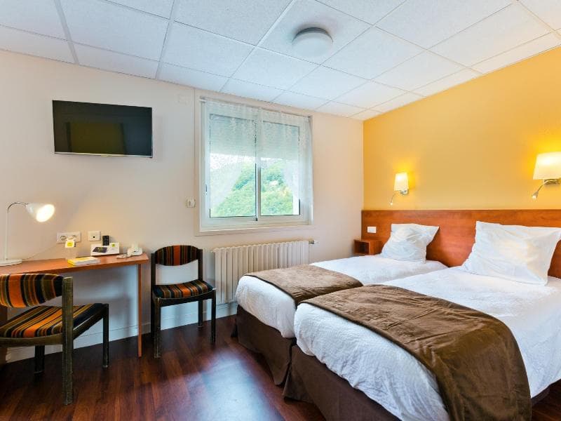 Logis Hotel Belle Vue 5