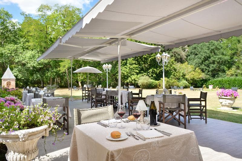 Logis Domaine De Valaudran 5