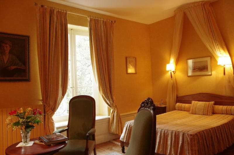 Domaine De Chatenay 5