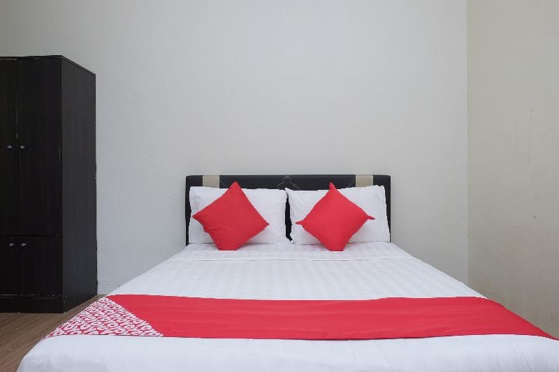 OYO 90080 Kay Inn Kerteh 4