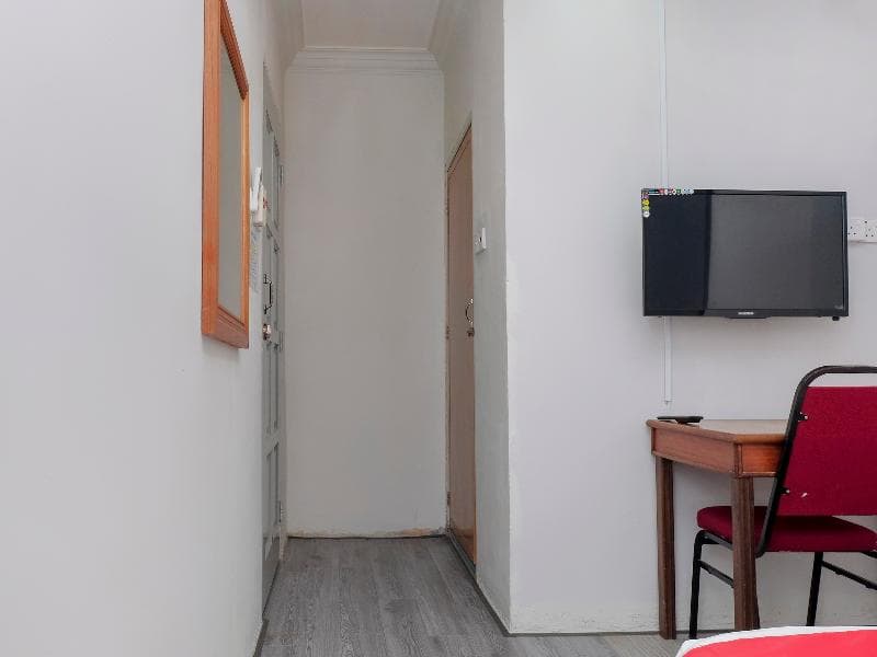 Mi Hotel Dungun By Oyo Rooms 4